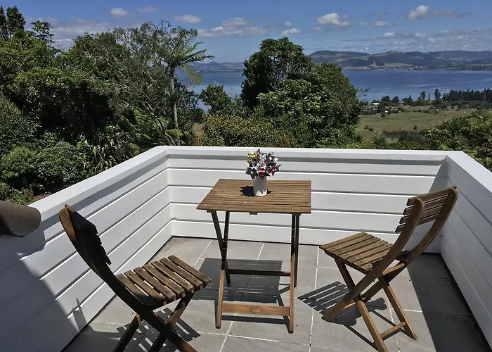 Couette-café Lakeview Heights 3*