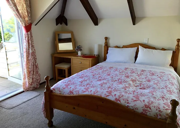 Couette-café Lakeview Heights 3*